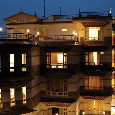 Keepsa Residency Hotel Гангток Екстериор снимка